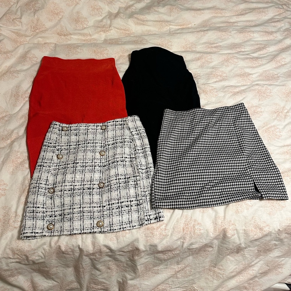 4 Holiday Skirt Bundle Size Small